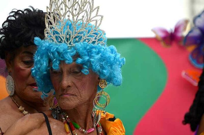 Pride_participant
