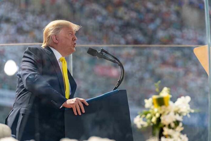 Trump_(49579267927)