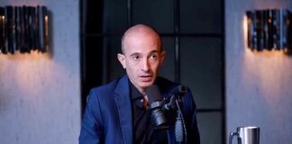 Yuval Noah Harari: Trump geeft ‘doodsteek’ aan ‘wereldorde’