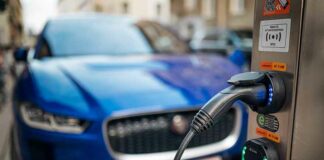 Veiligheidsrisico van elektromobiliteit: meer ongelukken en meer voetgangers gewond