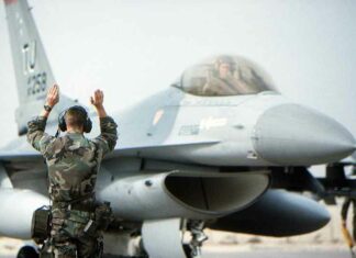 Amerikaanse F-16, wederom wordt een “Wunderwaffen” een nieuw symbool van de nederlaag van het Kievse regime