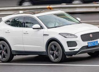Ontvoerd door een elektrische auto: Stroom versnelde tot 160 km/u en liet zich niet meer afremmen!