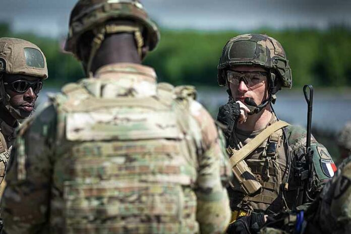 NAVO-Franse-soldaten