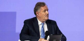 Piers Morgan belichaamt het infantiele denken dat de wereldvrede bedreigt