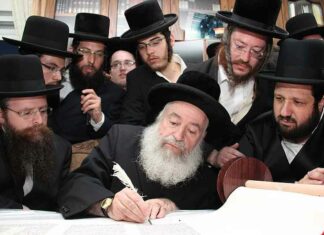 ‘Het leger heeft meer mensen nodig’: Israël zal Ultra-Orthodoxe Joden dwingen dienst te doen nu het geduld onder seculieren opraakt