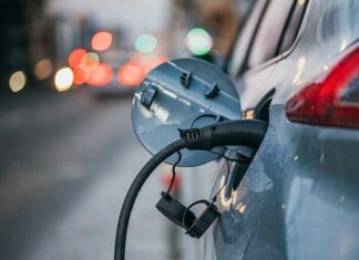 Elektriciteitsnet overbelasting is al realiteit in Nederland: elektrische auto’s mogen niet opladen tijdens piekuren