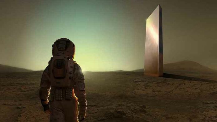 monolith-7677679_1280-pixa
