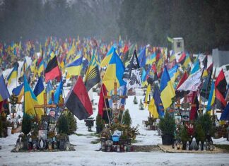 Daar gaan we weer – Zelensky beweert dat de neo-nazi junta slechts 55.000 soldaten heeft verloren, terwijl er meer dan 1.200.000 Russen zijn gedood