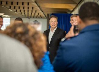 Musk onthult dat Europese Unie geheime ‘illegale’ deal heeft aangeboden om social media te censureren