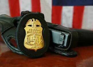 DUIDELIJKE DOOFPOT: FBI, DHS en DOJ weigeren gevraagde informatie te verstrekken over moordaanslag op Trump