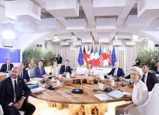De op dwazen gebaseerde internationale orde – Voor het eerst staan alle Westerse regeringen aan de rand van de afgrond
