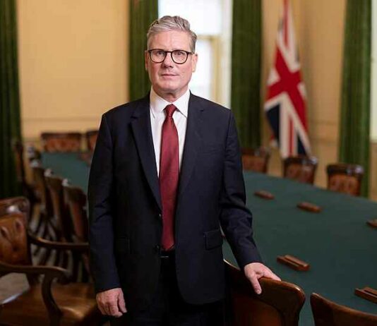 Starmer spreekt over een aanval van de NAVO op Rusland tegen 2030, maar de media zwijgen erover