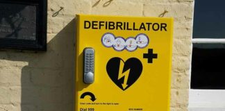 VK installeert op elke school defibrillatoren vanwege plotselinge toename hartproblemen