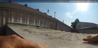 BREAKING: Nieuwe bodycambeelden tonen politieagent die op het dak wordt gehesen en Thomas Crooks confronteert voordat hij het vuur opent op Trump