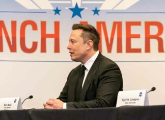 Elon Musk betrapt op samenzwering met WEF om soevereiniteit uit te roeien