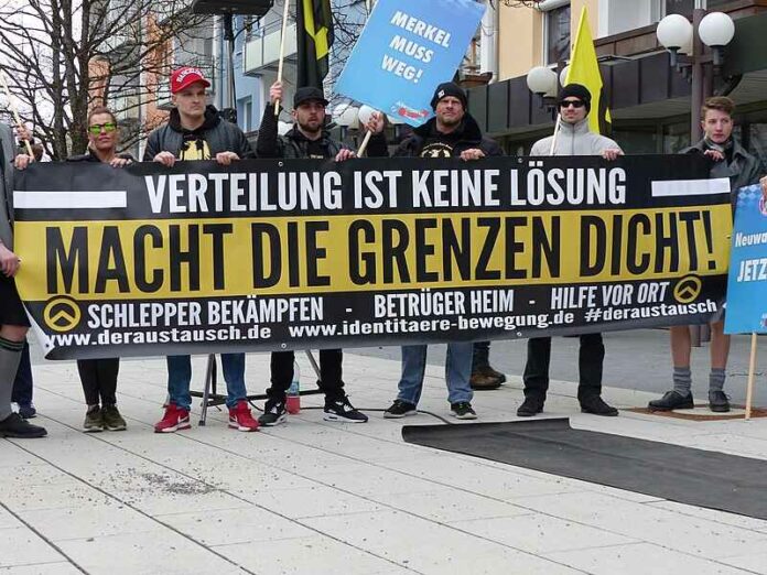 Identitäre_Bewegung_Banner_AfD_Demo