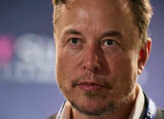 ‘Dit is een sociale kredietscore’: Bannon beschimpt Musk voor het veranderen van algoritme op X