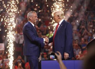 Trump en RFK Jr. zijn niet genoeg om de ineenstorting van het Amerikaanse Imperium te voorkomen