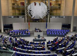 DE CORDON SANITAIRE IS GEVALLEN: In historische primeur, anti-migratie resolutie passeert de Duitse Bondsdag met steun van Alternative für Deutschland