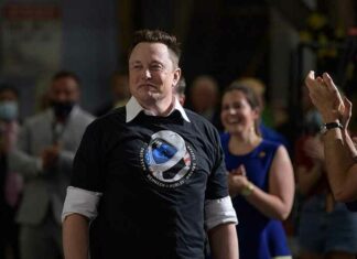 Britse Antiterrorisme Eenheid onderzoekt tweets van Musk terwijl er alarm wordt geslagen over ‘risico voor Groot-Brittannië’