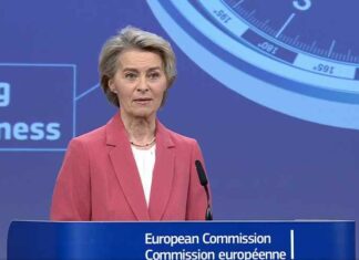 Europa’s auto-industrie stort in als gevolg van de “groene” agenda van de Europese Unie; von der Leyen zegt dat ze de “netto-nul”-doelen sneller wil bereiken
