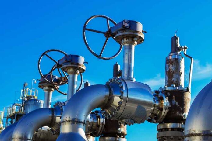 Depositphotos_506206254_gasmeetstation