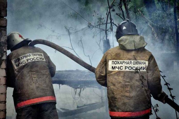 Depositphotos_516995304_Rus-brandweer
