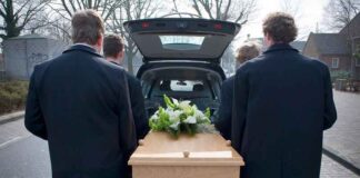 Gerenommeerde gegevensanalist waarschuwt dat het aantal oversterftegevallen ‘buiten de grafieken’ stijgt