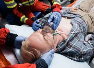 Amerikaanse ambulancebroeder waarschuwt: Steeds meer dodelijke auto-ongelukken na vaccinaties – “We noemen ze vaccidents”