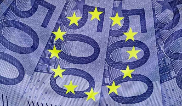 Depositphotos_113873764_EU-geld