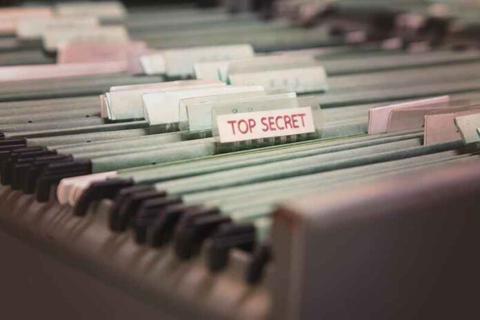 Depositphotos_77265020_geheim-top secret