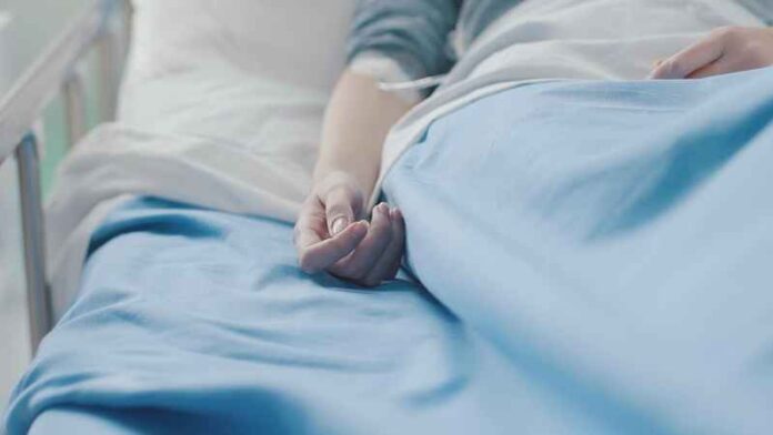 Depositphotos_330682074_euthanasie-ziekenhuis-patient