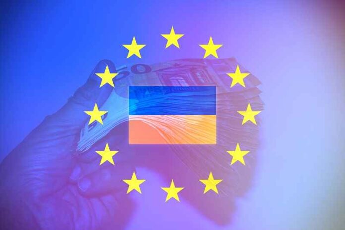 Depositphotos_575271372_EU-vlag-geld-Oekra