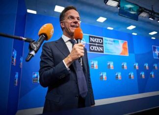 Rutte prijst investeringen van “letterlijk miljarden“ aan om de drone-capaciteiten van de NAVO drastisch te vergroten