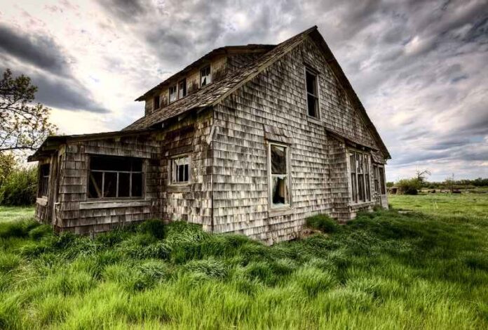 Depositphotos_10798045_huis op de prairie