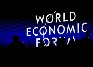WEF Davos 2026: Elites geven openlijk toe dat ze de toekomst ‘orkestreren’ – Huiveringwekkende bekentenis