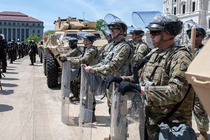 Minnesota_National_Guard_Soldiers