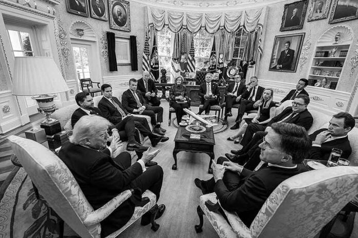 Trump-Rutte_(54657549010)