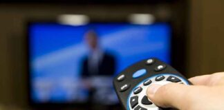 Terwijl u naar uw tv kijkt, kijkt uw tv naar u