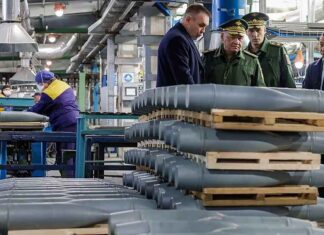 Nieuwe westerse rapporten onthullen enorme Russische uitbreiding in de productie van lopen en artilleriegranaten