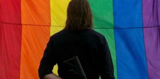 Geweld, moorddreigingen, waanzin: wordt de trans-militie een gevaar voor de samenleving?