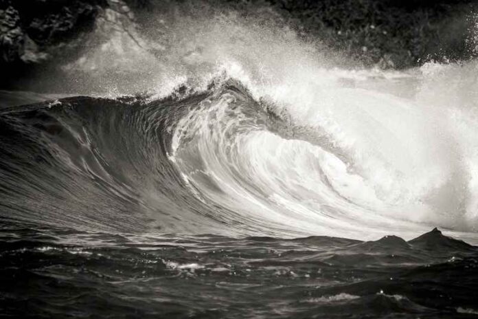 Depositphotos_43123713_perfect storm