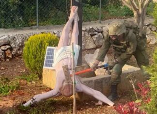 IDF onder vuur nadat soldaten betrapt werden op het vernielen van een Jezusbeeld met een sloophamer