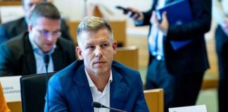 Magyar, winnaar van de Hongaarse verkiezingen, belooft grondwetswijziging om Orbán te verbieden zich opnieuw kandidaat te stellen