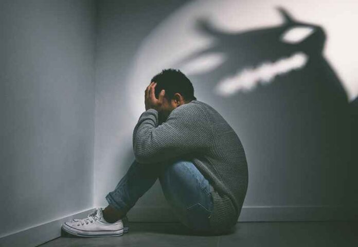 Depositphotos_567000036_angst-virus