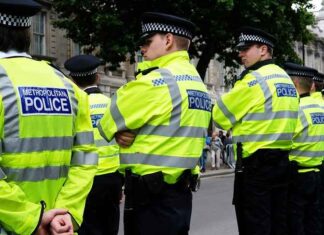 Britse politie wilde slachtoffer van steekpartij Nowak afschilderen als agressor en was van plan publiek de les te lezen over ‘desinformatie’