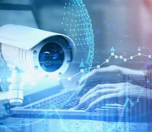 De VN heeft een wereldwijde taskforce tegen desinformatie opgericht; nu neemt ze de controle over informatie over via “AI-governance“