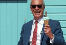 Farage wordt ingehaald door zijn leugens over een omkoopsom van 5 miljoen pond